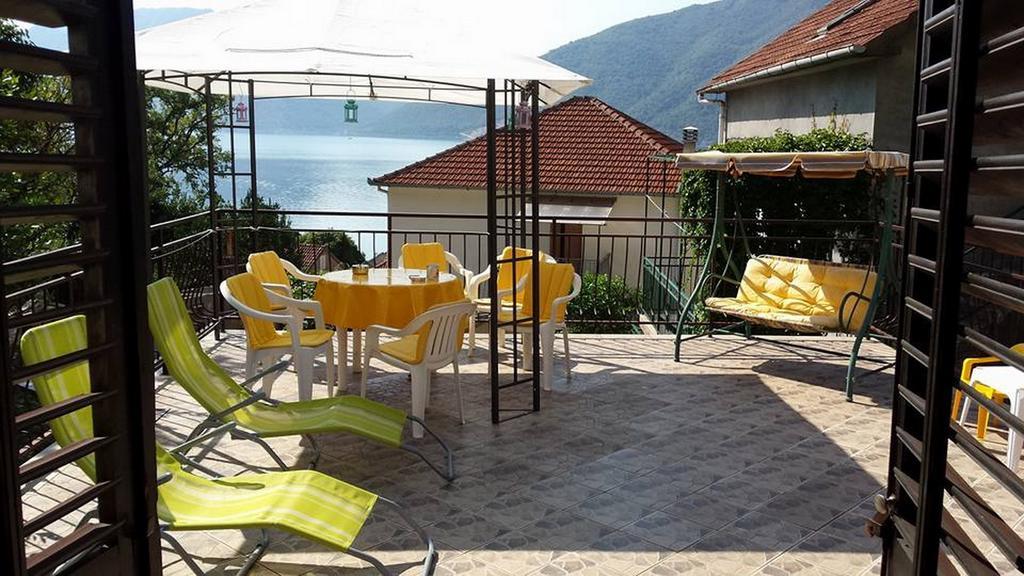 Holiday Home Bokokotorski Zaliv 外观 照片