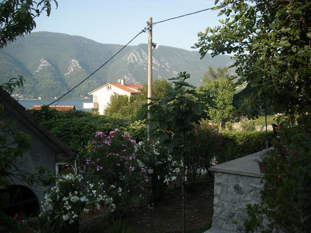 Holiday Home Bokokotorski Zaliv 外观 照片