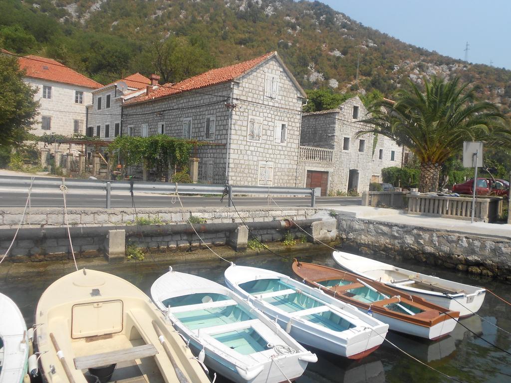 Holiday Home Bokokotorski Zaliv 外观 照片
