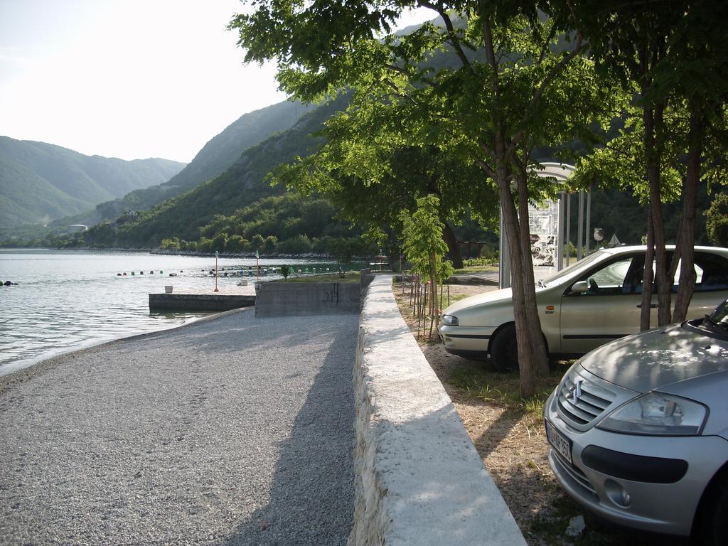 Holiday Home Bokokotorski Zaliv 外观 照片